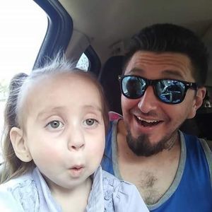 Meet your Posher, Reimundo hector